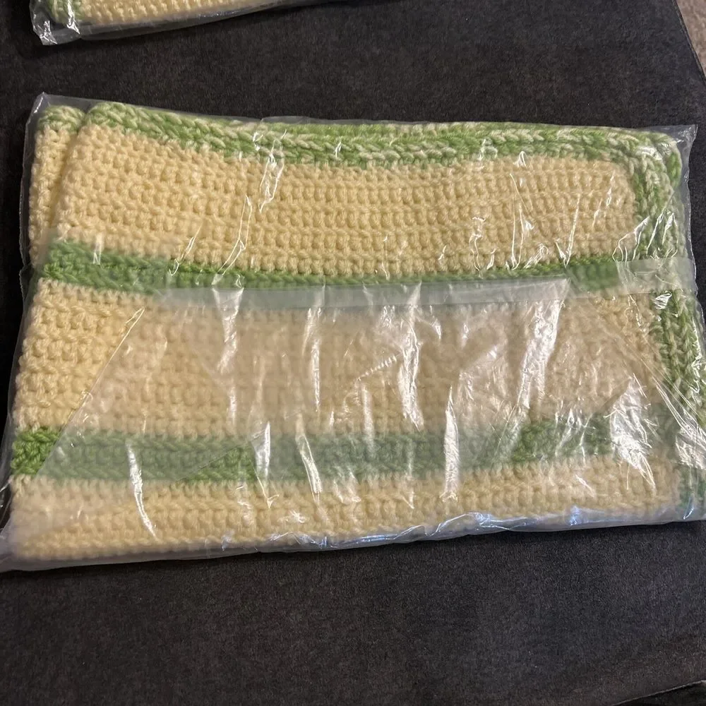 Angel‎ Paws Designer Travel Buddy Blanket, Yellow And Green Stripes 31